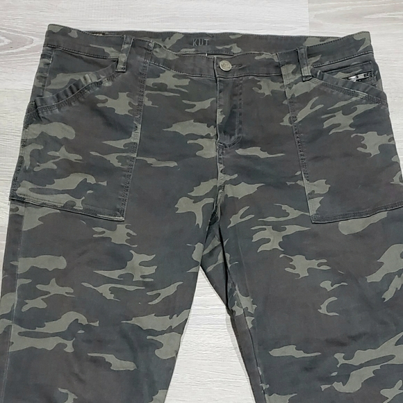 KUT From The Kloth Camo Ankle Skinny Jeans - Picture 7 of 7